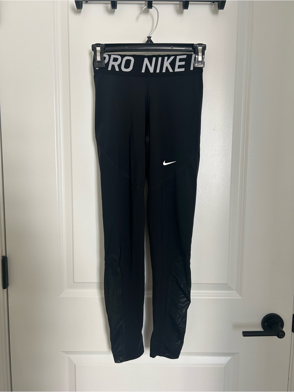 Nike Pro Leggings Women’s Size Small